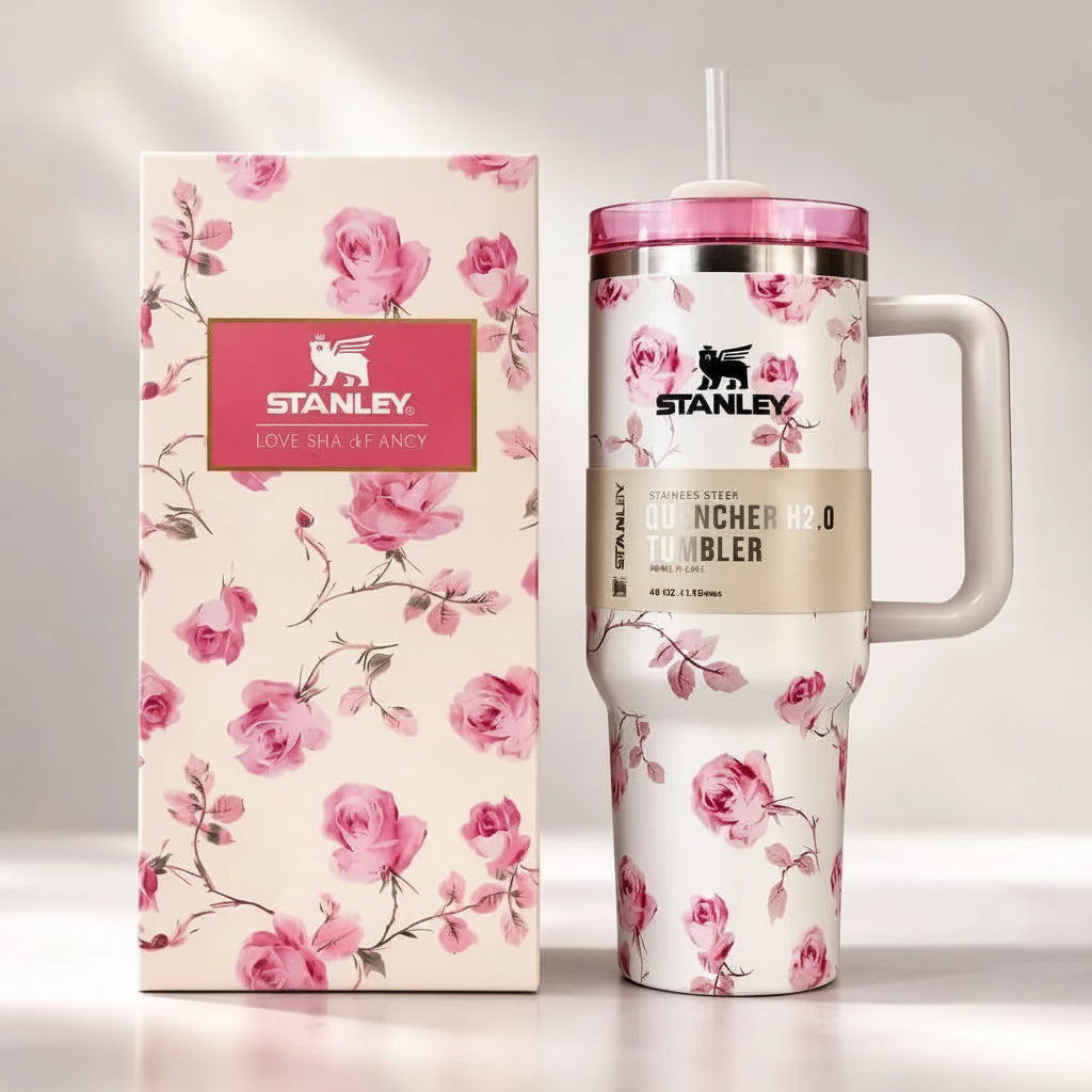 STANELY Tumbler with Handle & Straw
